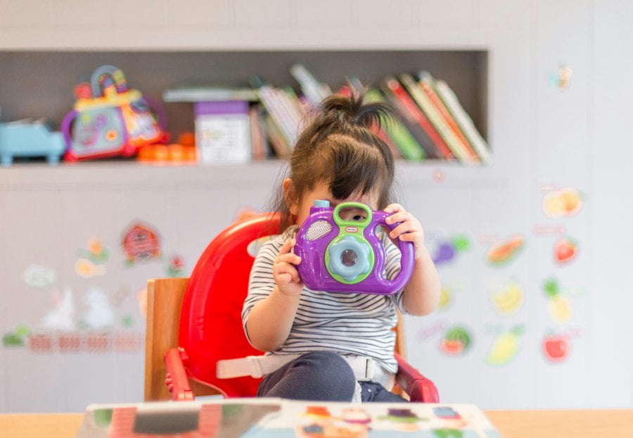 Redefining Norms: The Rise Of Non-Gender-Specific Names Among Student Parents 1 Tanaphong Toochinda Gagc07Wvvck Unsplash